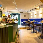Blackhome Innsbruck Boutique I contactless check-in